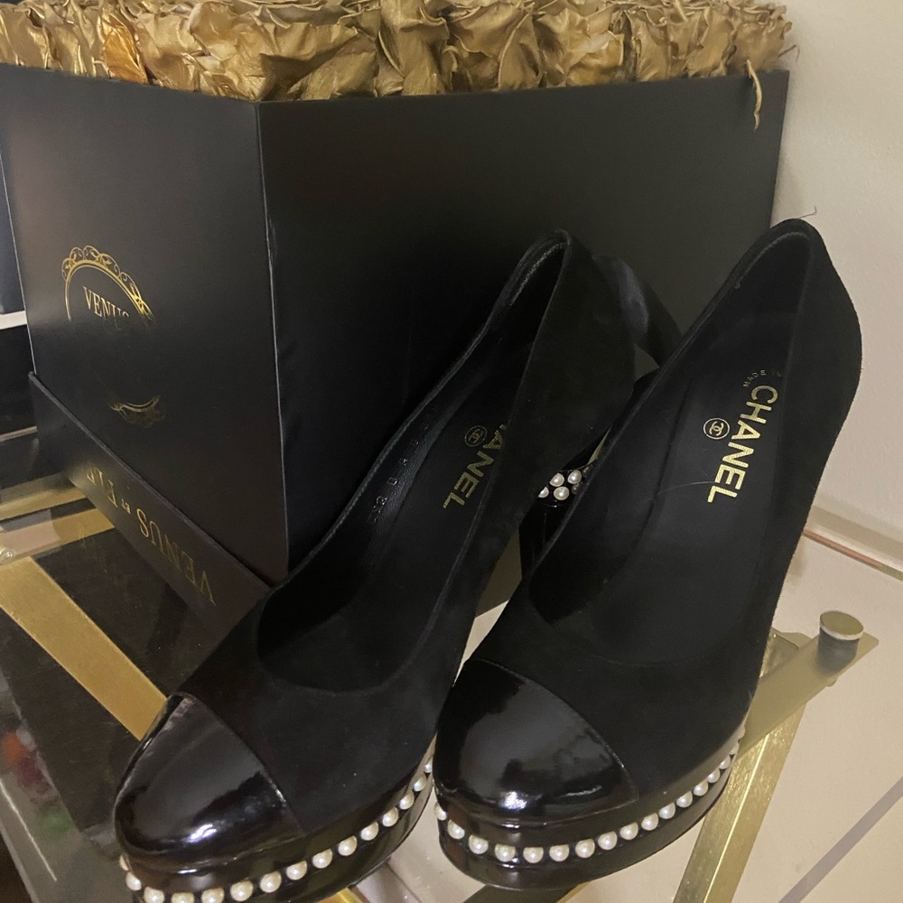 Authentic Chanel shoes | Pearl | Classic | sz38